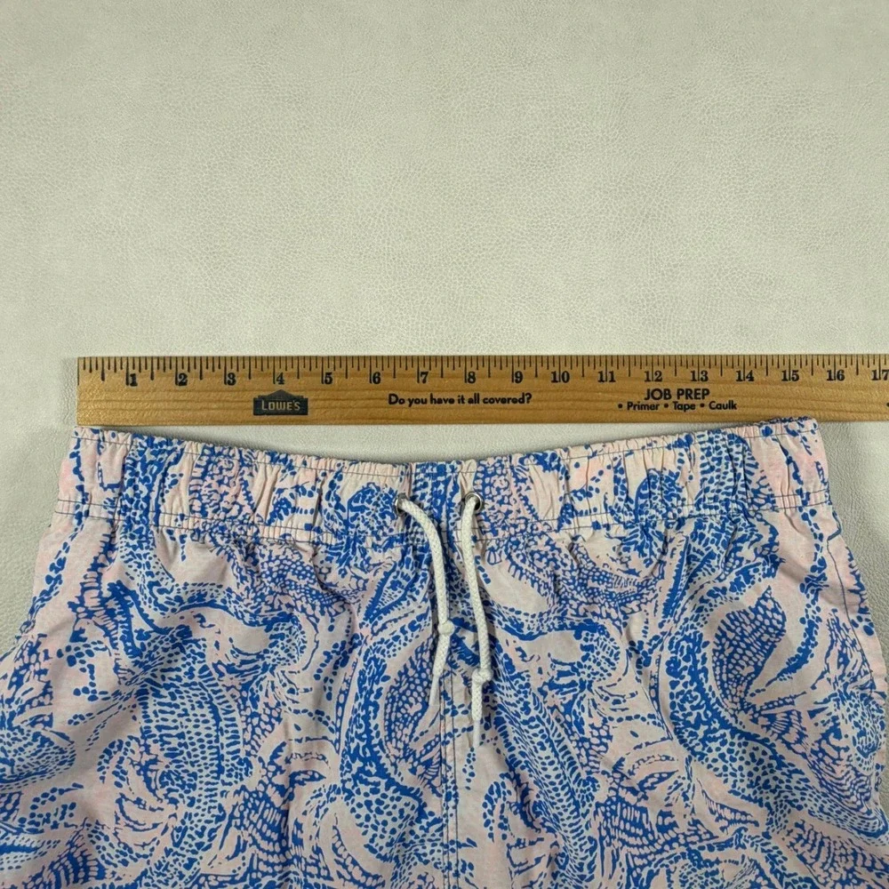Lilly Pulitzer Mens Medium Capri Trunk Swim Shorts Pink Blue Alligator Print